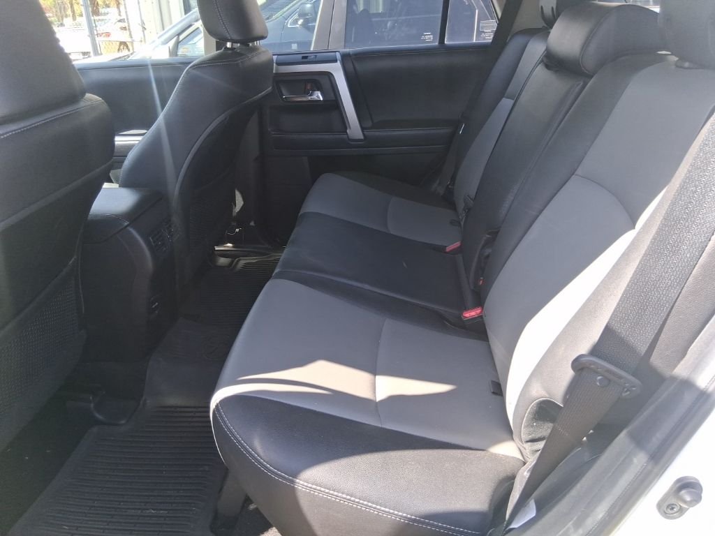 Used 2018 White Toyota SR5 Premium image 15