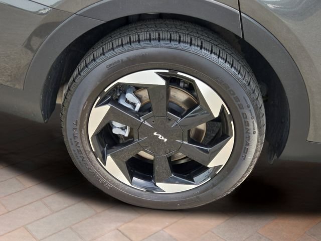 Used 2025 Gray Kia EX image 5