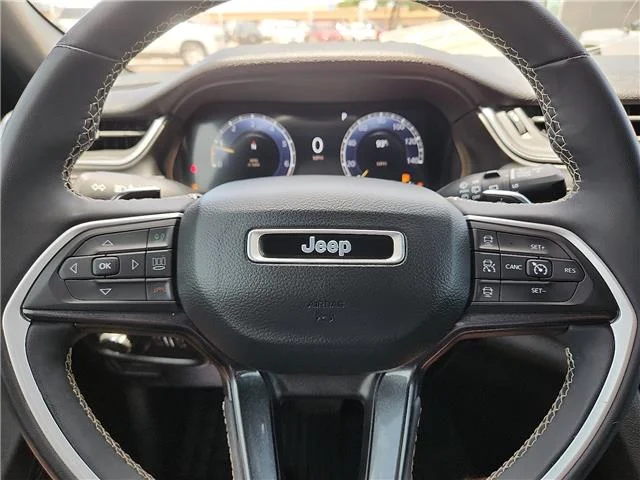 Used 2023 White Jeep Altitude 4x4 image 19