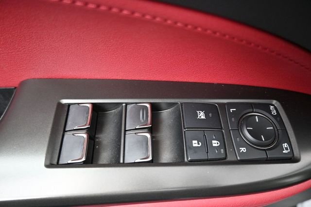 Used 2024 White Lexus 350 F SPORT Handling image 14