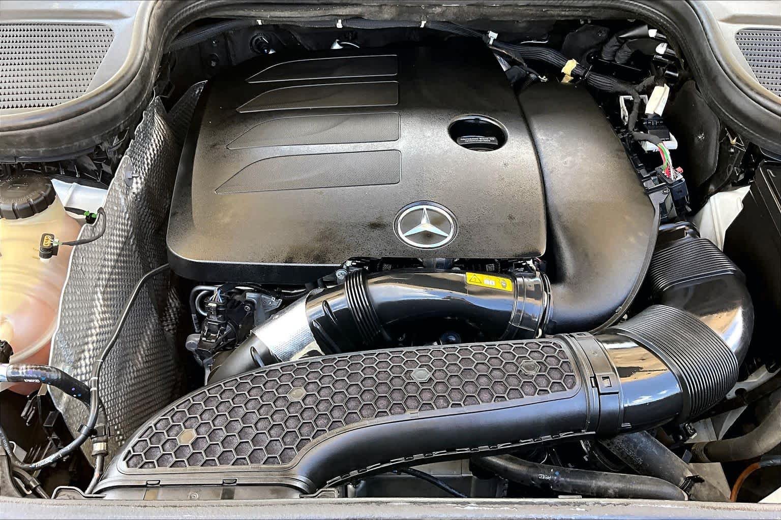 Used 2022 MANUFAKTUR Diamond White Bright Mercedes-Benz GLE 350 image 32