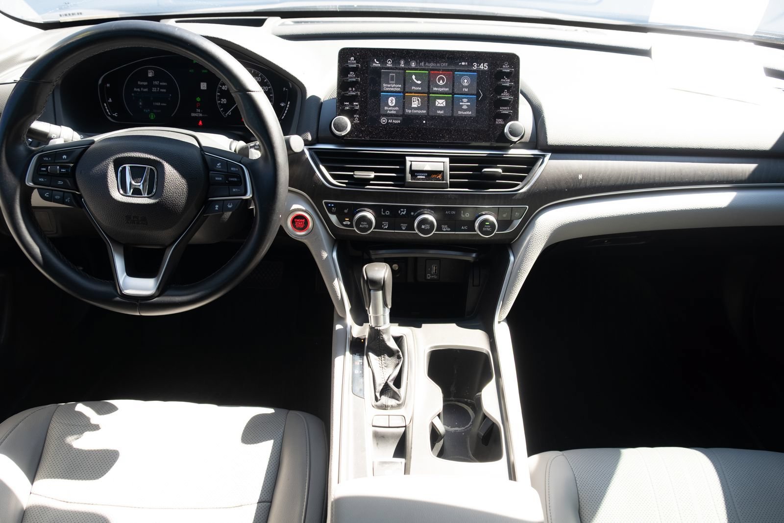 Used 2018  Honda Touring 1.5T image 20