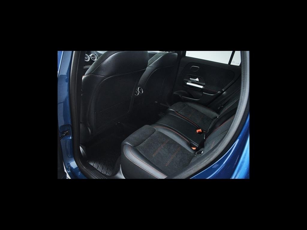 Used 2024 Starling Blue Metallic Mercedes-Benz GLA 250 image 25