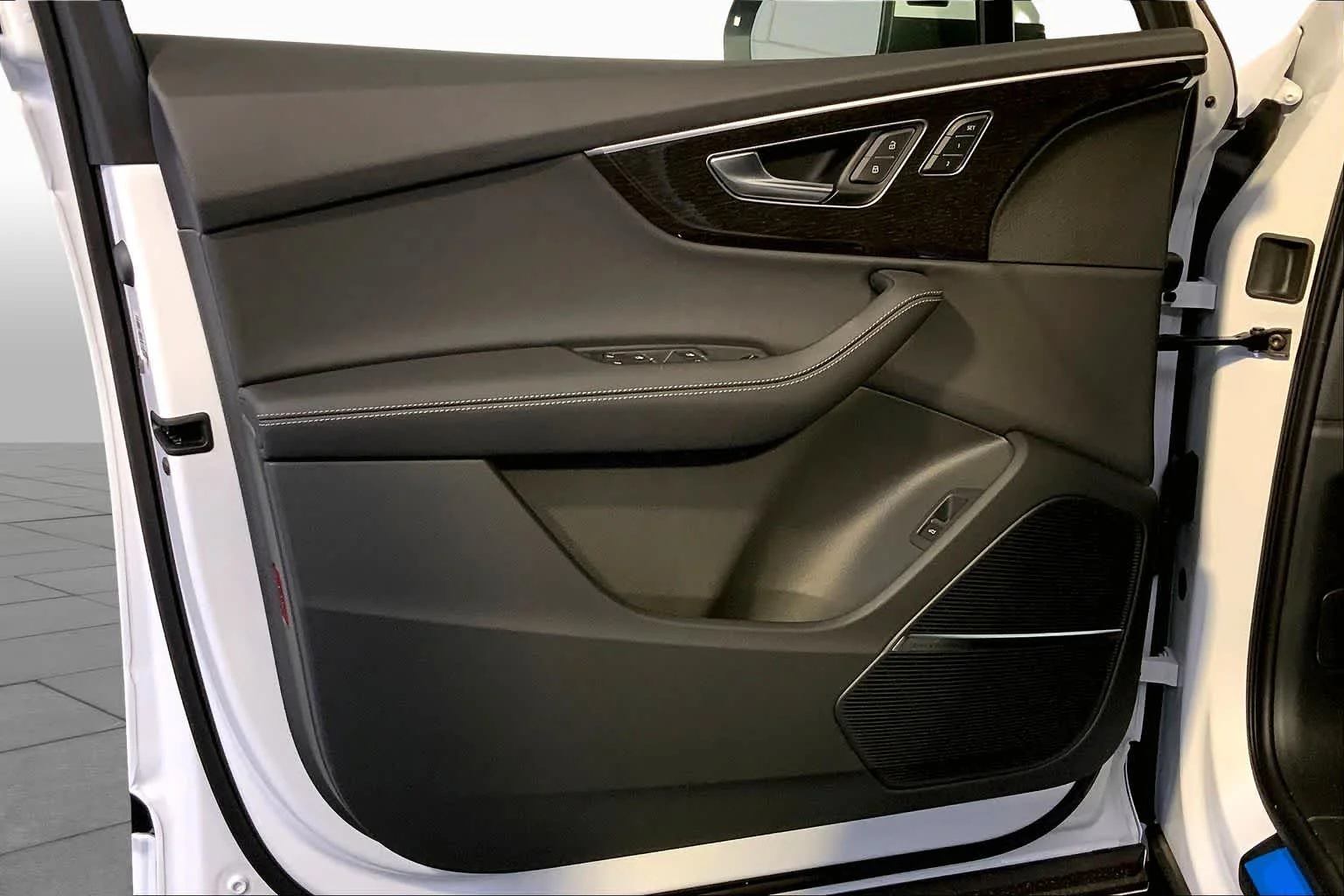 New 2026 Glacier White m Audi Premium Plus image 10