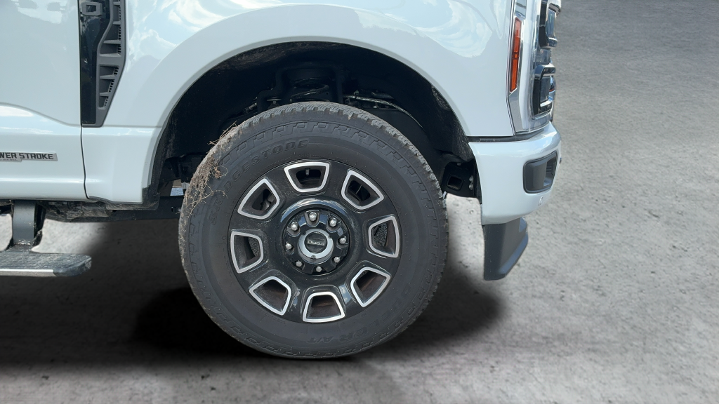 2026 Ford F-250 Super Duty Platinum - Photo 24