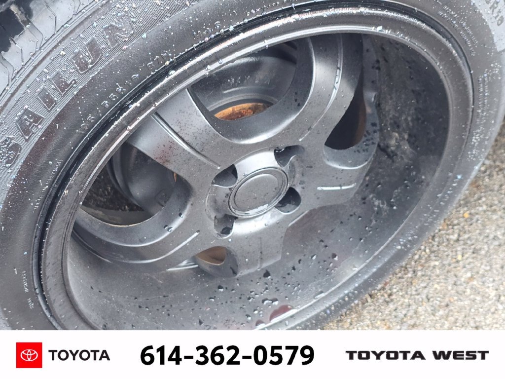Used 2019  Toyota LE image 10