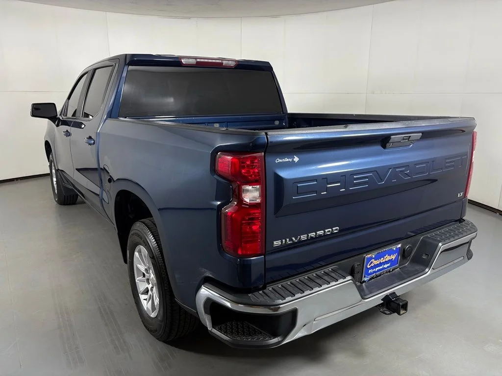 Used 2021 Blue Chevrolet LT image 7