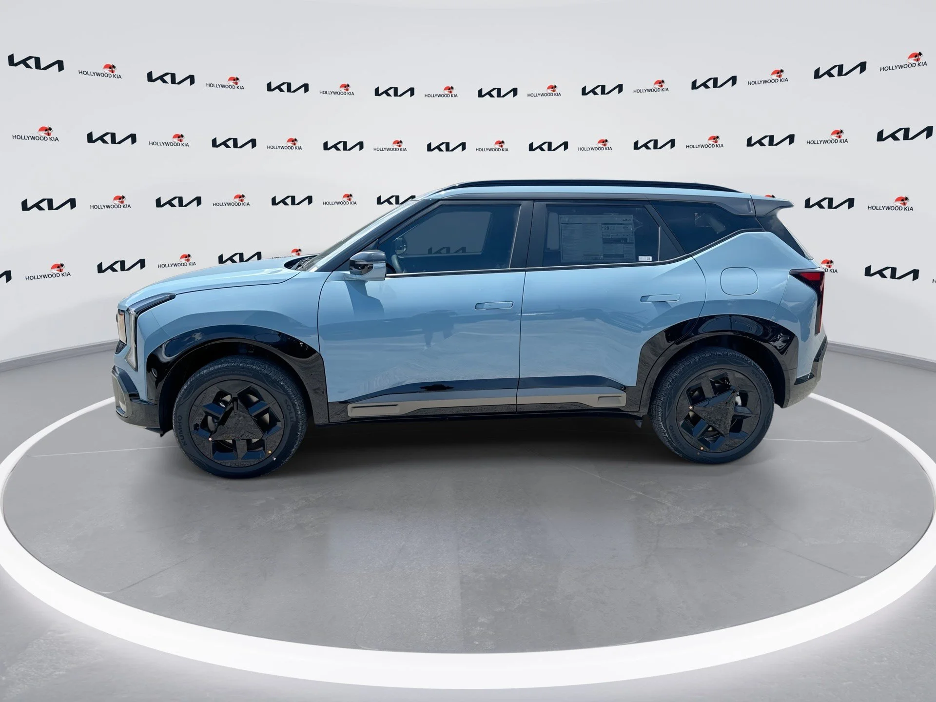 New 2027 Frost Blue Kia X-Line S image 5