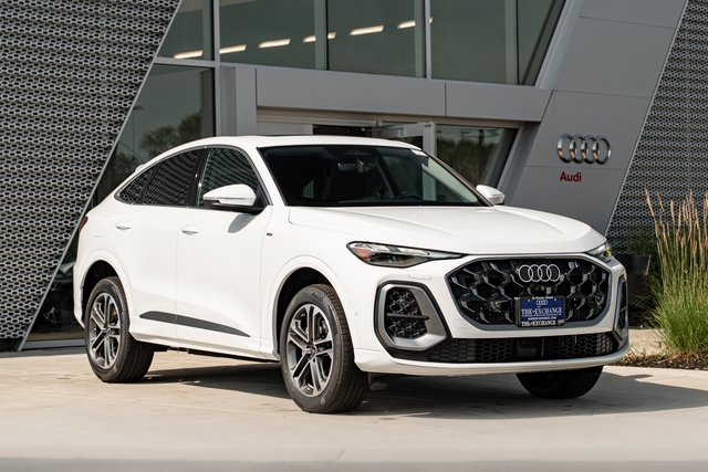 2026 Audi Q5 Sportback Premium