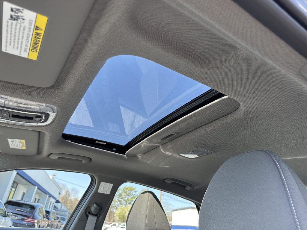 New 2025 Gray Hyundai SEL Convenience image 25