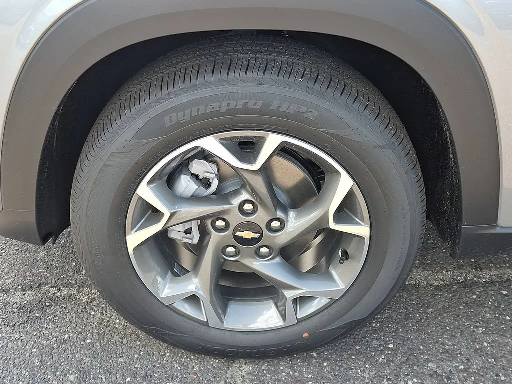 New 2026 Sterling Gray Metallic Chevrolet LT image 19