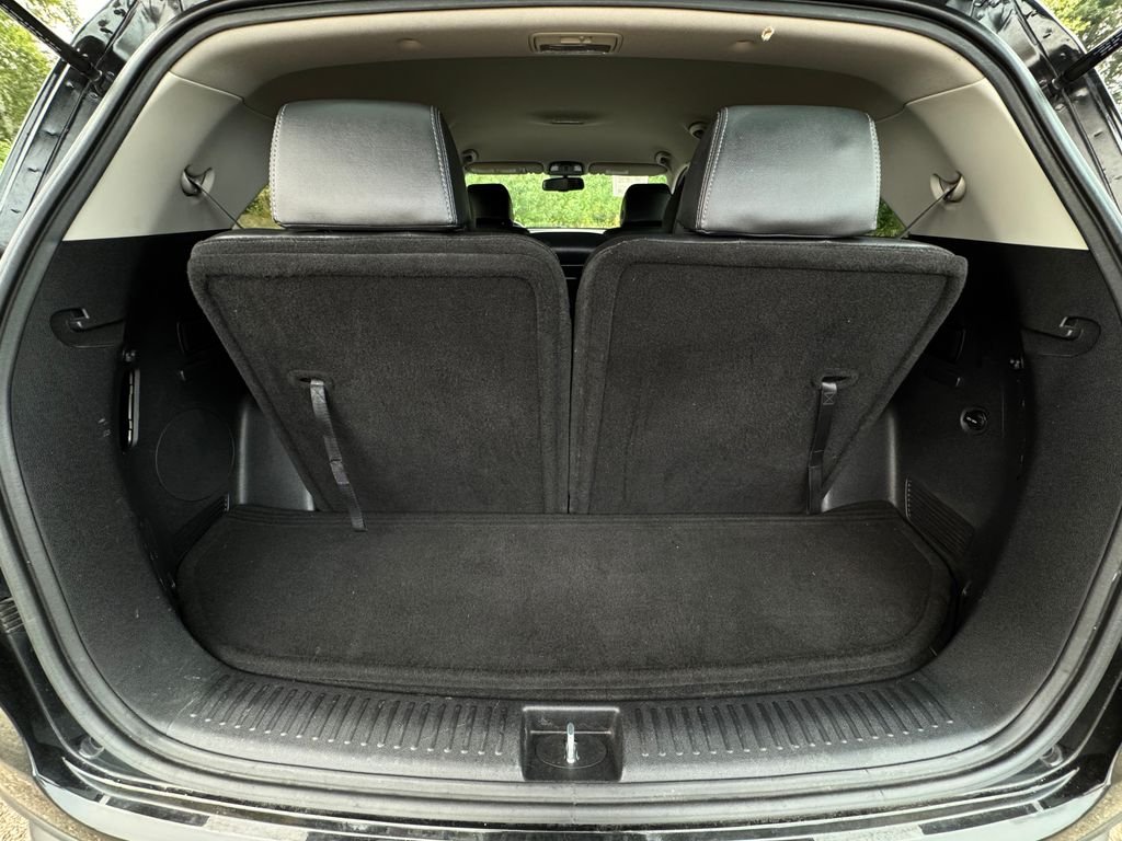 Used 2017 Ebony Black Kia EX image 10