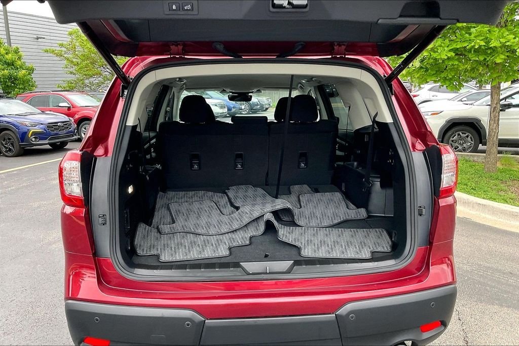 Used 2025 Red Subaru Premium image 31