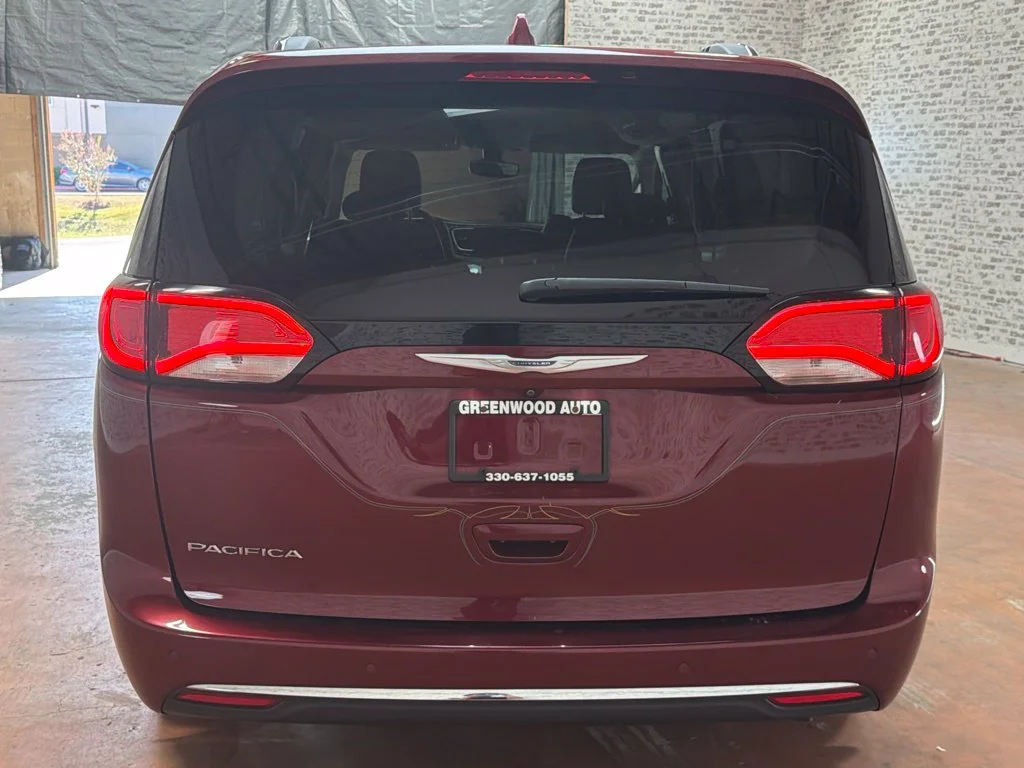 Used 2017 Velvet Red Pearlcoat Chrysler Touring L Plus image 6