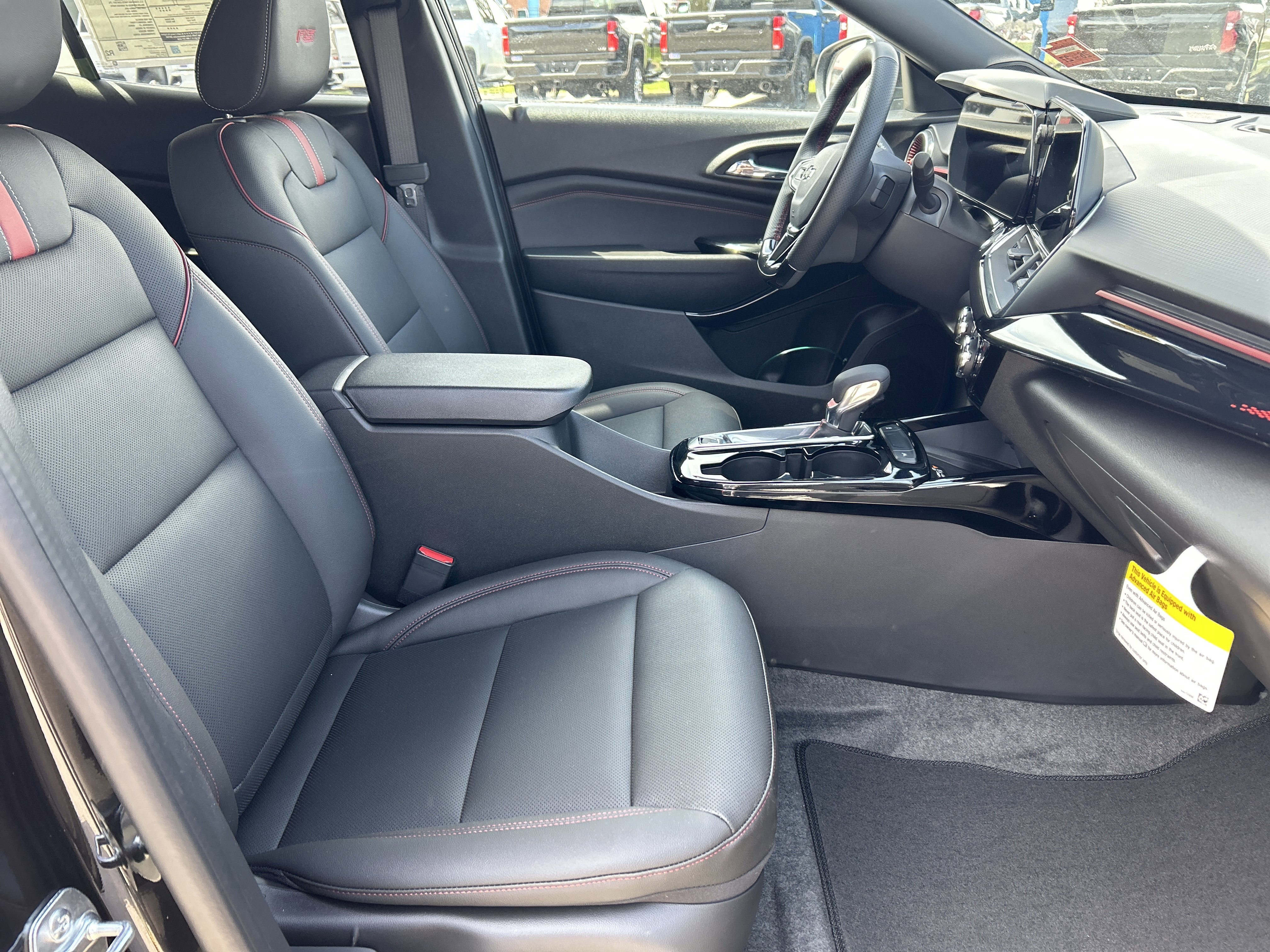2026 Chevrolet Trax RS - Photo 10