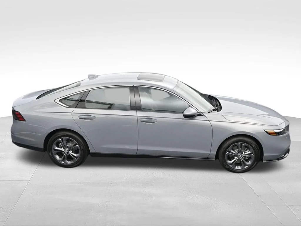 New 2026 Urban Gray Pearl Honda EX-L image 21