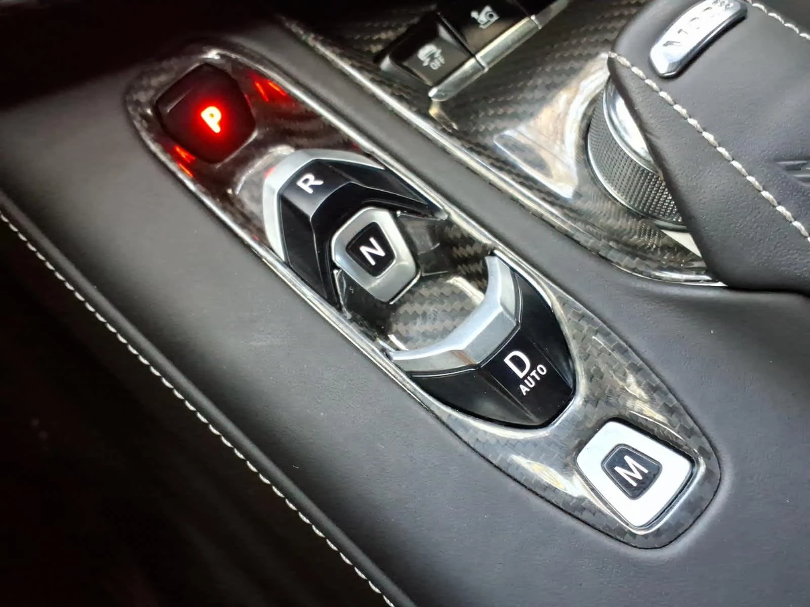Used 2024 Carbon Flash Metallic Chevrolet 3LZ image 28