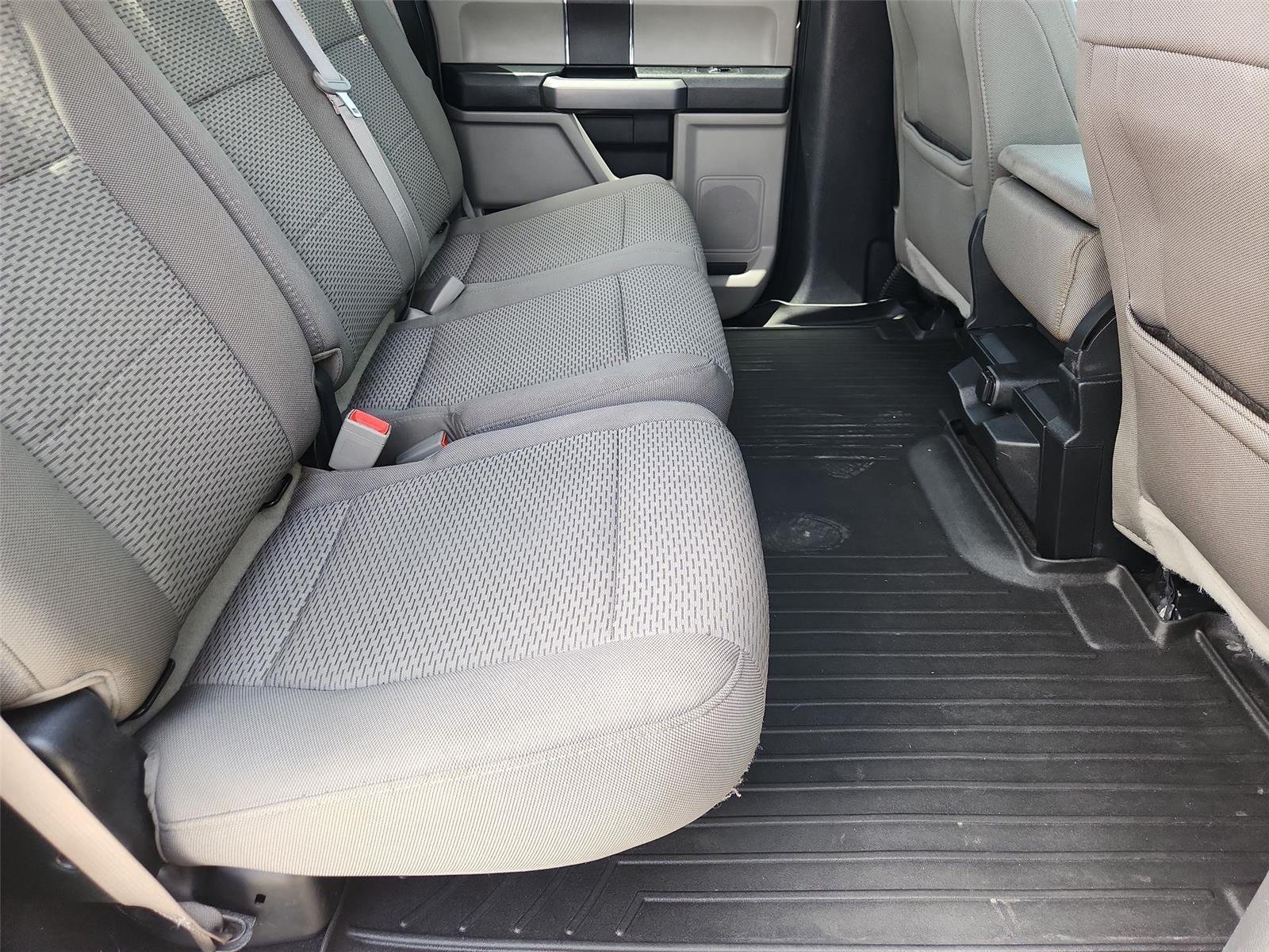 Used 2018 Magnetic Ford XLT image 23