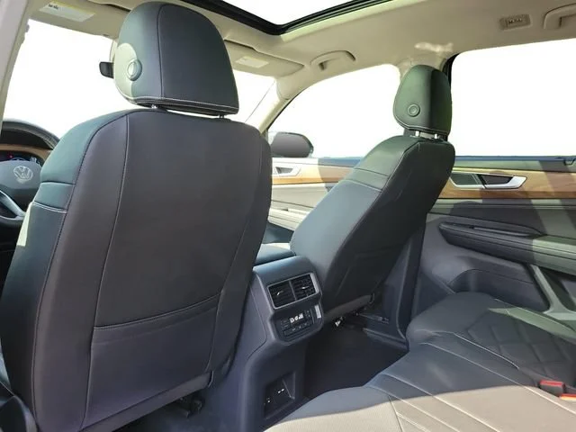 Used 2025 Gray Volkswagen 2.0T SE w/Technology image 20