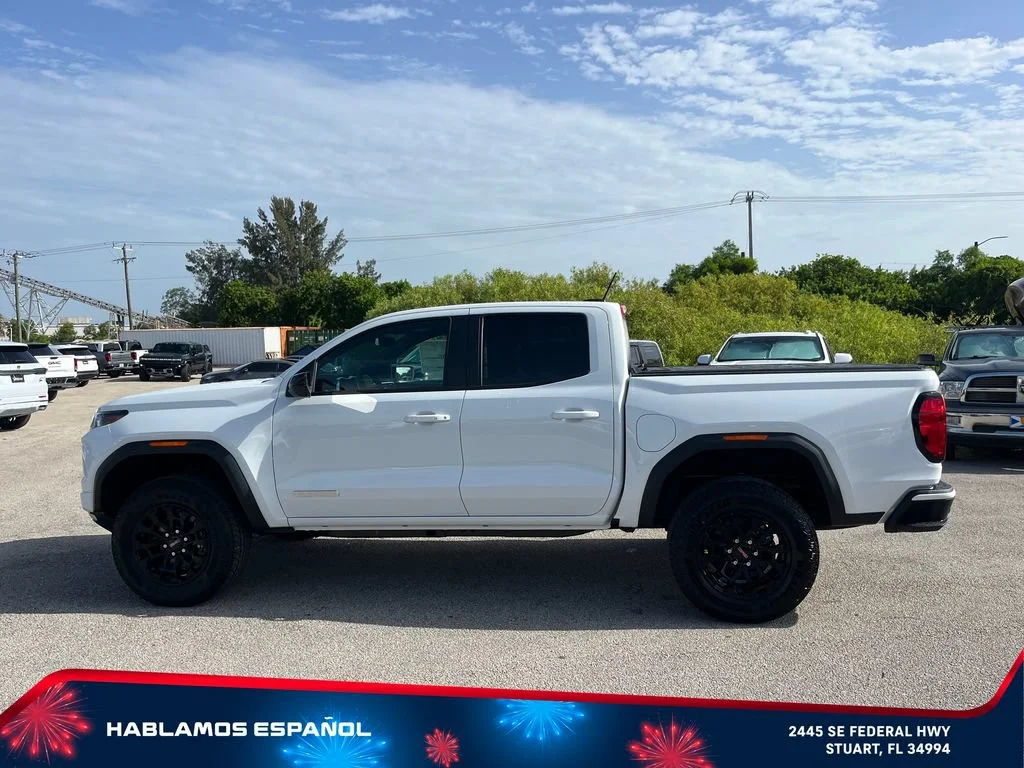 New 2026 Summit White GMC Elevation image 4