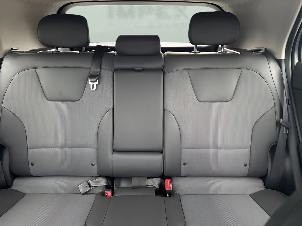 Used 2025 Gray Kia Wind image 11