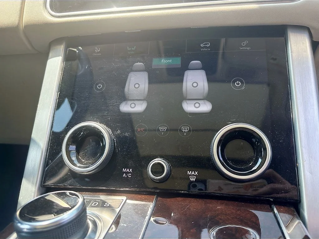 Used 2020 Fuji White Land Rover HSE image 33