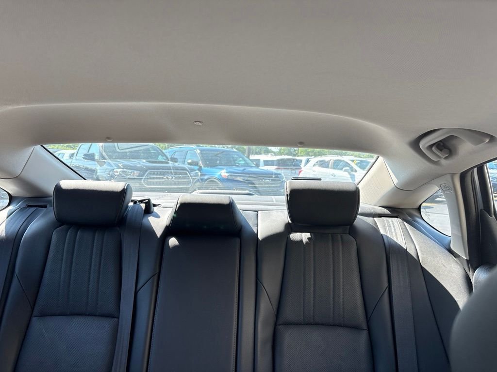 Used 2018 Lunar Silver Metallic Honda EX-L image 9