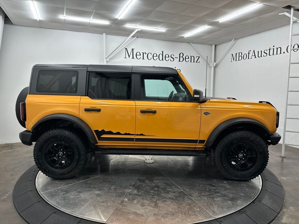 Used 2022 Orange Ford Wildtrak image 9