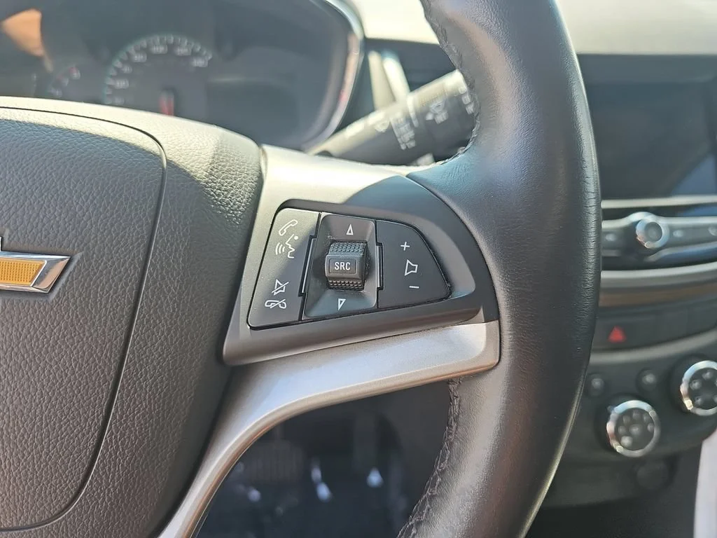 Certified Used 2019 SUMMIT WHITE Chevrolet LT image 22