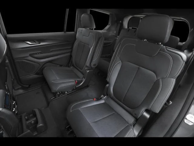New 2027 Sting-Gray Clear-Coat Paint Jeep  image 88