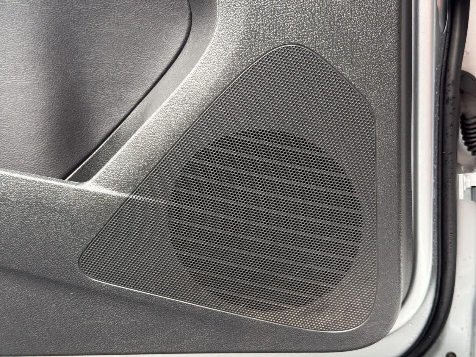 Used 2017 Silver Volkswagen Wolfsburg Edition image 31
