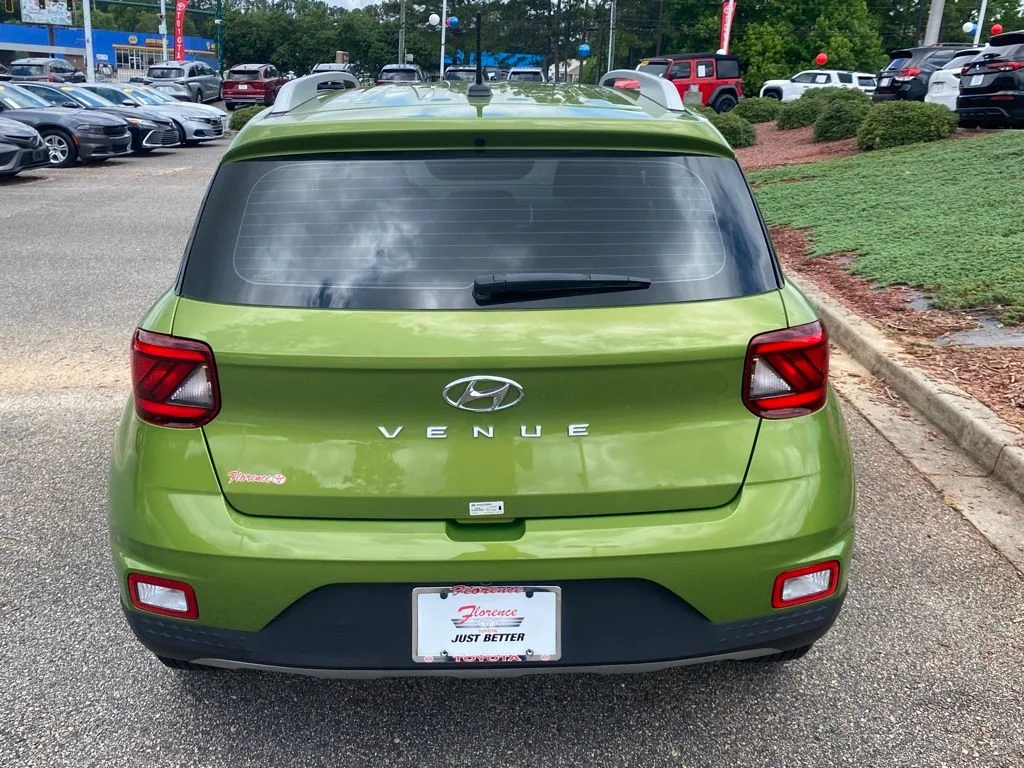 Used 2024 Green Hyundai SEL image 12