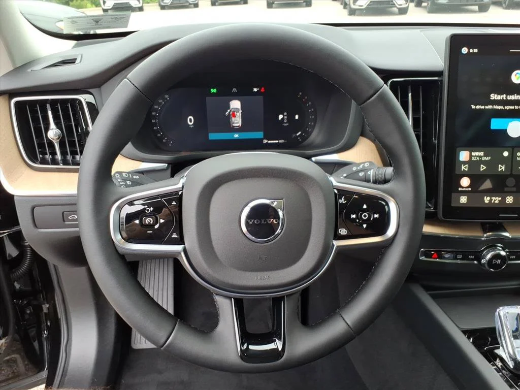 New 2026 Onyx Black Volvo Plus image 15
