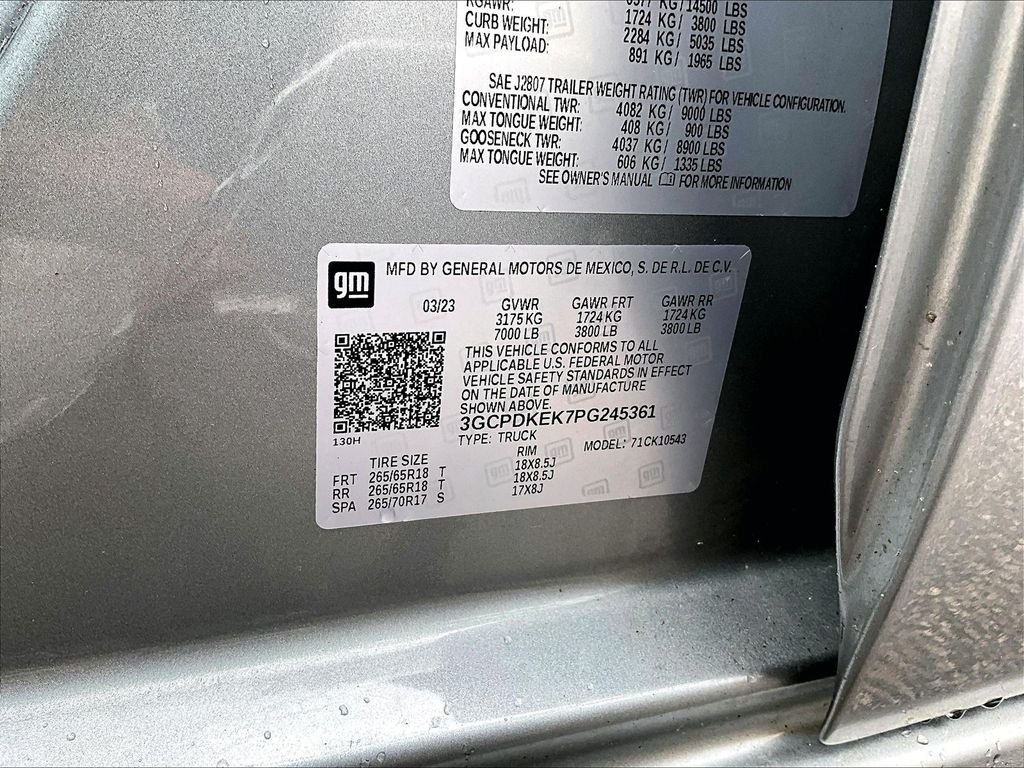 Used 2023 Gray Chevrolet LT image 34