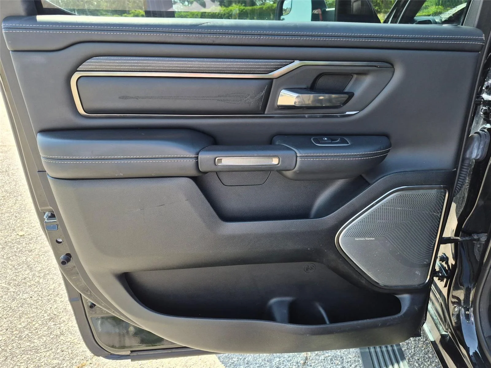 Used 2020  RAM Limited image 23
