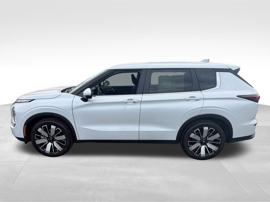New 2026 White Mitsubishi SE 1.5T 2WD image 2
