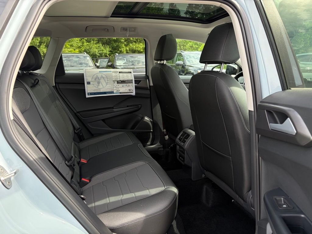 New 2026 Monument Gray W/Deep Black Roof Volkswagen 1.5T SE Black image 15