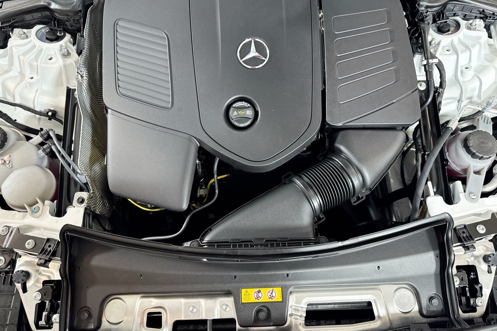 New 2026 Polar White Mercedes-Benz C 300 image 28