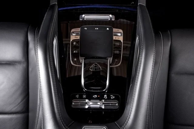Used 2021 Maybach Two-Tone Paint Iridium Silver/Selenite Gre Mercedes-Benz Maybach GLS 600 image 47
