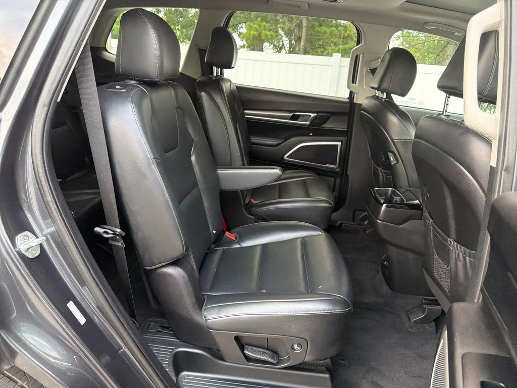 Used 2022 Gray Kia S image 51