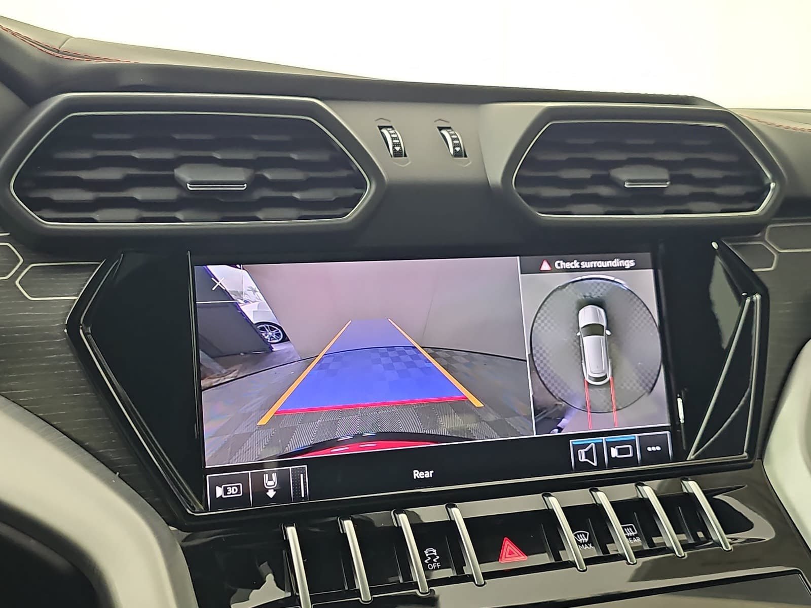 2020 Lamborghini Urus Base - Photo 23