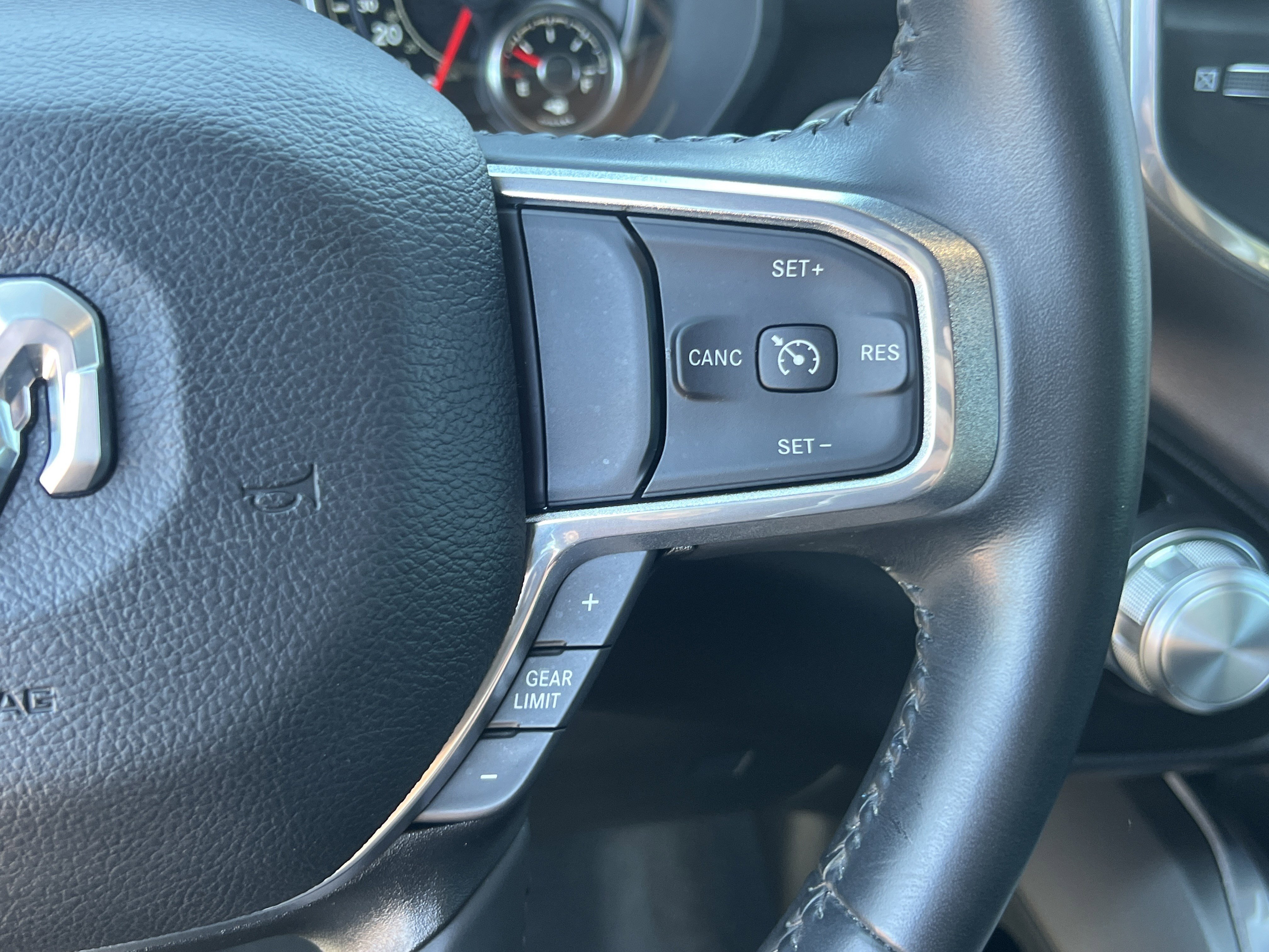 Used 2023 Diamond Black Crystal Pearlcoat Ram Laramie image 32