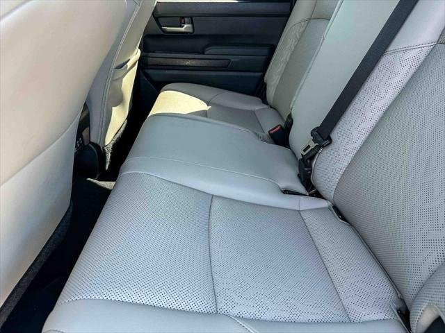 Certified Used 2024 WIND CHILL PEARL Toyota  image 19