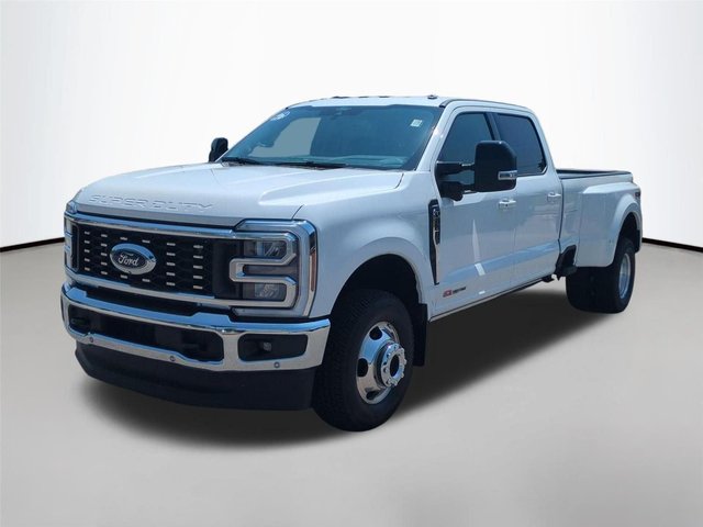 2026 Ford Super Duty F-350 DRW F-350® Lariat®