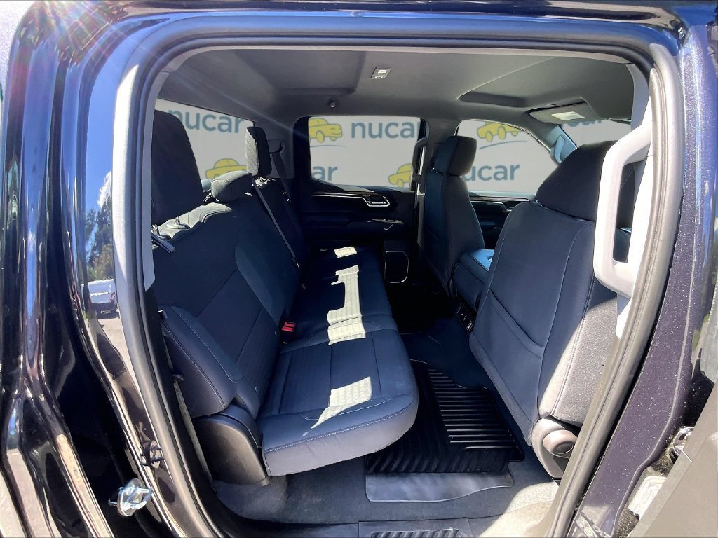 Used 2023 Gray Chevrolet LT image 16