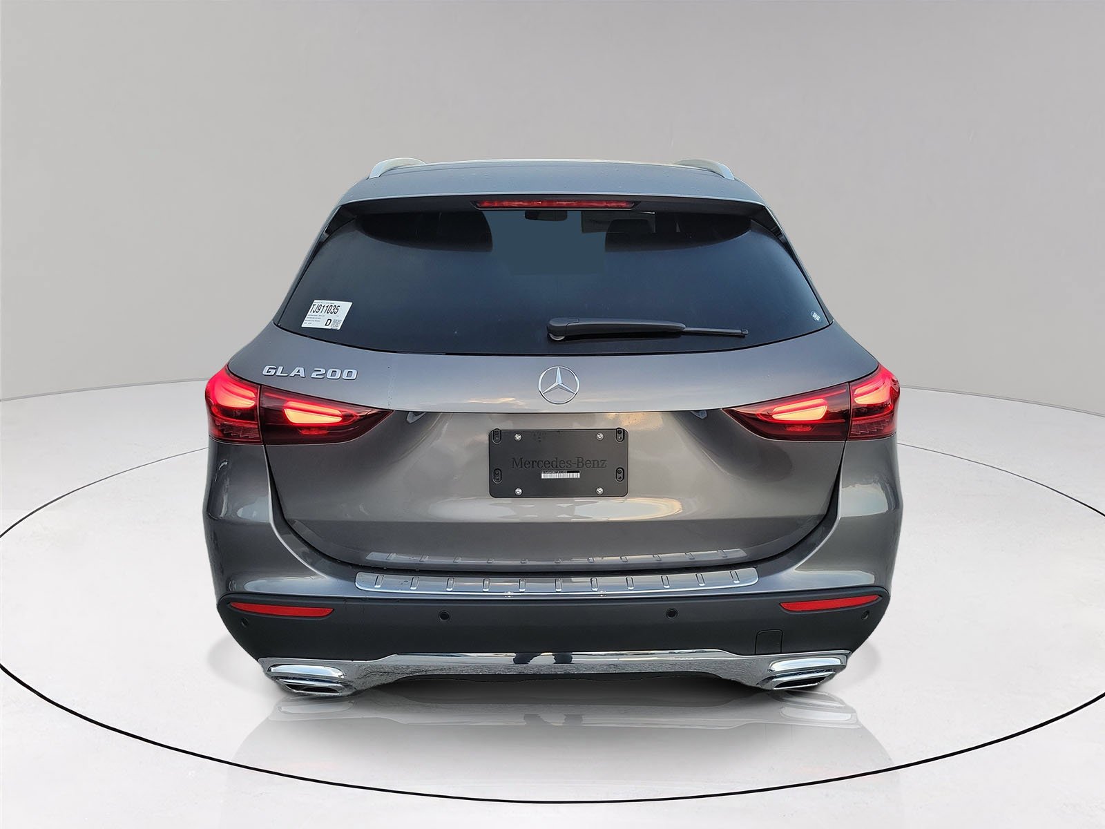 New 2026 Mountain Grey Metallic Mercedes-Benz GLA 250 image 33