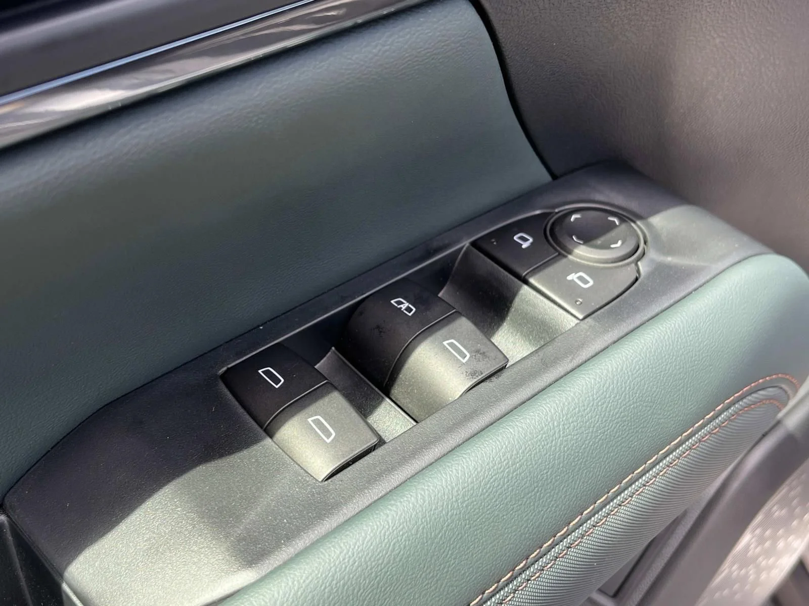 2026 GMC Terrain AT4 - Photo 22