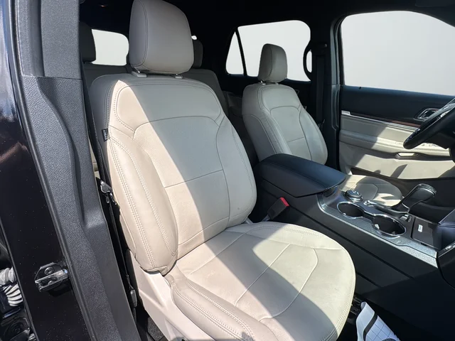 Used 2019 Black Ford Limited image 26