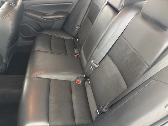 Used 2020 White Nissan 2.5 SR image 24