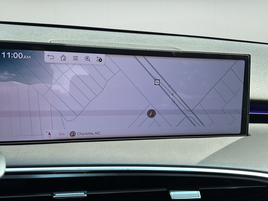 2026 GENESIS GV70 Standard - Photo 42